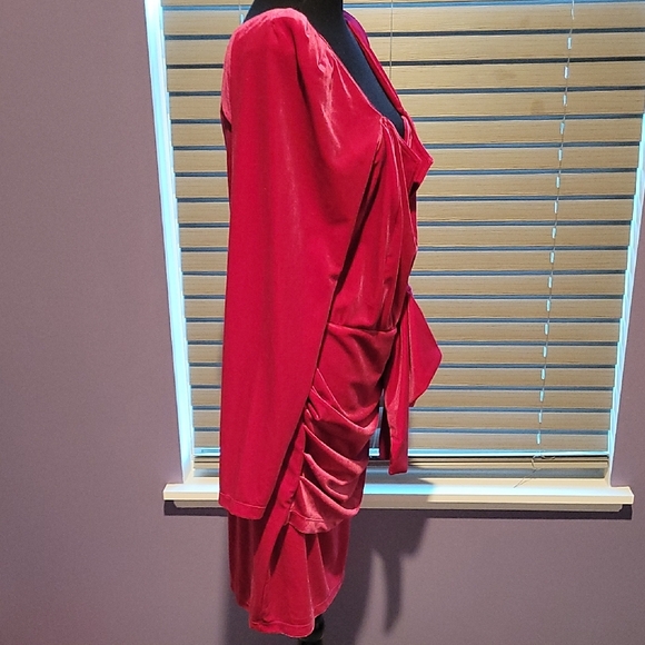 Fashion to Figure Red Long Sleeve Bodycon Dress - Picture 3 of 7